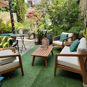 Bed & Breakfast La 27, Proche Gare Et Centre, Guingamp